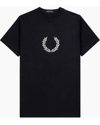 Fred Perry - T Shirt Textured Laurel Wreath Logo Crew Neck Short Sleeve Summer Tee - Lyst