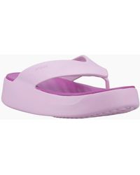 Crocs™ - Getaway Platform Flip Toe Post Sandals - Lyst