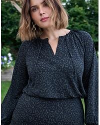 Live Unlimited London - Khaki Dash Print V-Neck Jersey Raglan Sleeve Blouse - Lyst