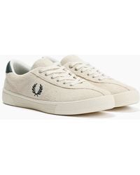 Fred Perry - Tennis Shoe Suede Ecru/Grassroot Trainers - Lyst