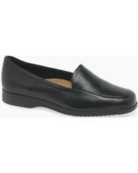 Clarks - Georgia Wide Fit Loafers - Lyst