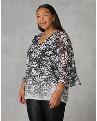 Live Unlimited London - Mono Floral Print Flute Sleeve Overlay Top - Lyst