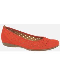Gabor - Ruffle Punched Detail Casual Shoes - Lyst