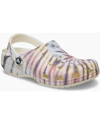 Crocs™ - Classic Tie Dye Thermoplastic Chalk/Multi Sandals - Lyst