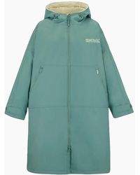 Regatta - Adult Waterproof Reversible Changing Robe - Lyst