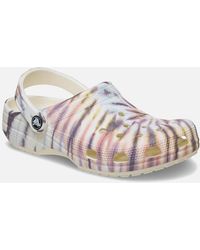 Crocs™ - Classic Tie Dye Thermoplastic Chalk/Multi Sandals - Lyst
