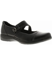 Clarks - Flat Shoes Carleigh Jane Leather Uk Size - Lyst