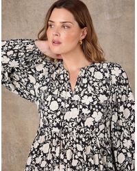 Live Unlimited London - Petite Floral Print Tie Neck Midaxi Dress - Lyst