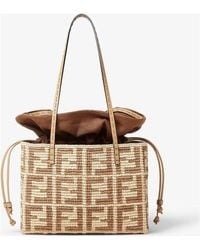 トートバッグ FENDI EMBROIDERED STRAW LARGE ROLL SHOPPING BAG Fendi Embroidered Straw Large Roll Shopping Bag in Brown | Lyst