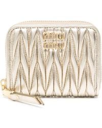 Miu Miu - Portacarte Metallizzato - Lyst