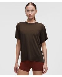 lululemon - – Swiftly Relaxed Short-Sleeve Shirt Hip Length Logo – – Size 4 - Lyst