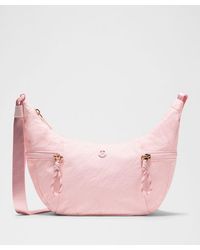 lululemon - – Small Slouchy Sling Bag 3L – - Lyst