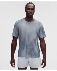 lululemon - – Fast And Free Short-Sleeve Shirt Race Length – /Tie Dye – Size Small - Lyst