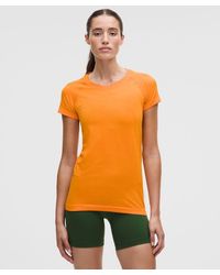 lululemon - – Swiftly Tech Short-Sleeve Shirt 2.4 Hip Length – – Size 4 - Lyst