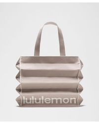 lululemon - Fold It Hold It Tote Bag 22L - Lyst