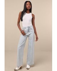 Lulus - Danice Light Wash Denim Rhinestone Straight Leg Jeans - Lyst