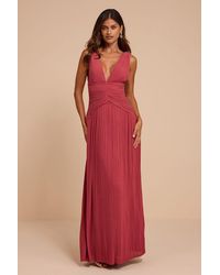Lulus - Kelina Rusty Rose Pleated Drop Waist Maxi Dress - Lyst