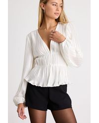 Lulus - Kipton Plisse Hook-And-Eye Long Sleeve Top - Lyst