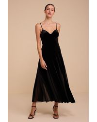 Lulus - Elisha Velvet Pleated Midi Dress - Lyst