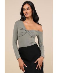 Lulus - Adorable Simplicity One-Shoulder Sweater Top - Lyst