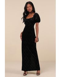 Lulus - Expert Charm Ditsy Floral Velvet Puff Sleeve Maxi Dress - Lyst