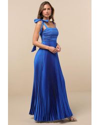 Lulus - Gorgeous Purpose Pleated Sleeveless Bow Maxi Dress - Lyst