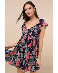 Lulus - Amalfi Coast Dark Floral Pleated Flutter Sleeve Mini Dress - Lyst