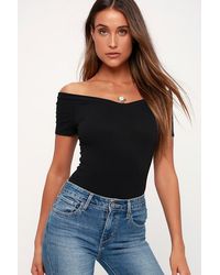 Lulus - Sandpiper Ribbed Off-The-Shoulder Bodysuit - Lyst