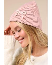 Lulus - Aspen Sweetie Pearl Bow Beanie - Lyst