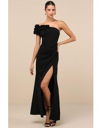 Lulus - Beyond Elegant 3D Floral One-Shoulder Maxi Dress - Lyst