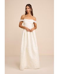 Lulus - Everglow Jacquard Off-The-Shoulder Basque Waist Maxi Dress - Lyst