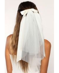 Lulus - Aisle Style Satin Bow Hair Clip Mini Veil - Lyst