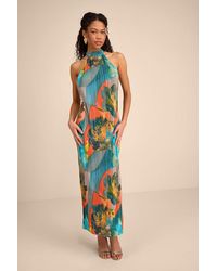 Lulus - Luala Multi Print Plisse Backless Maxi Dress - Lyst