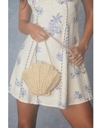Lulus - Andrina Woven Straw Seashell Crossbody Bag - Lyst