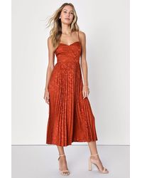 Lulus - Regal Romance Rust Floral Jacquard Pleated Satin Midi Dress - Lyst