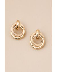 Lulus - Bold Glow Textured Interlocking Hoop Earrings - Lyst