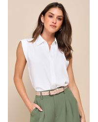 Lulus - Chic Candidate Collared Sleeveless Button-Up Top - Lyst