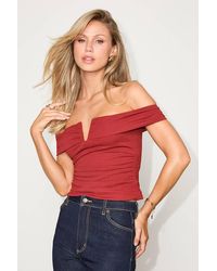 Lulus - Reema Ribbed Notched Off-The-Shoulder Top - Lyst