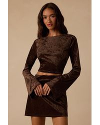 Lulus - Talaria Velvet Cutout Long Sleeve Crop Top - Lyst