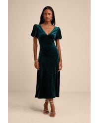 Lulus - Obrissa Emerald Velvet Puff Sleeve Tie-Back Midi Dress - Lyst