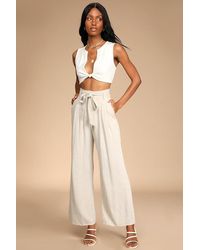 Lulus - Trend Alert Belted High-Waisted Wide-Leg Pants - Lyst