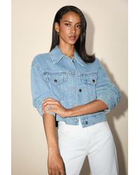 Lulus - Josiane Light Wash Cropped Denim Jacket - Lyst