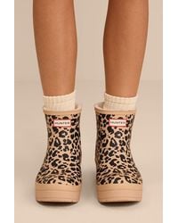 HUNTER - Play Leopard Insulated Shearling Short Rain Boots - Lyst
