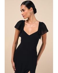 Lulus - Simply Delightful Tie-Back Flutter Sleeve Maxi Dress - Lyst