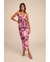 Lulus - Abella Floral Peplum Lace-Up Midi Dress - Lyst