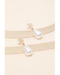 Lulus - Amanas 14Kt Pearl Drop Earrings - Lyst