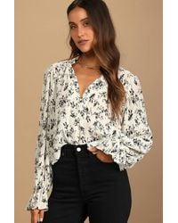 Lulus - Keep Things Classy Floral Print Button-Up Long Sleeve Top - Lyst