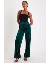 Lulus - Posh Idea Emerald Velvet High-Rise Straight Leg Trouser Pants - Lyst