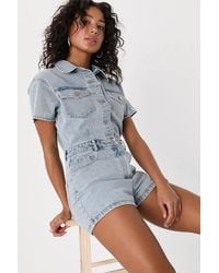 Lulus - Festival Feelin' Light Wash Short Sleeve Denim Romper - Lyst