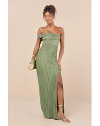Lulus - Poised Performance Plisse One-Shoulder Maxi Dress - Lyst